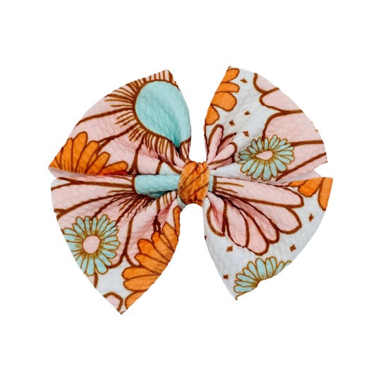 Daisy Floral Butterfly and Dainty