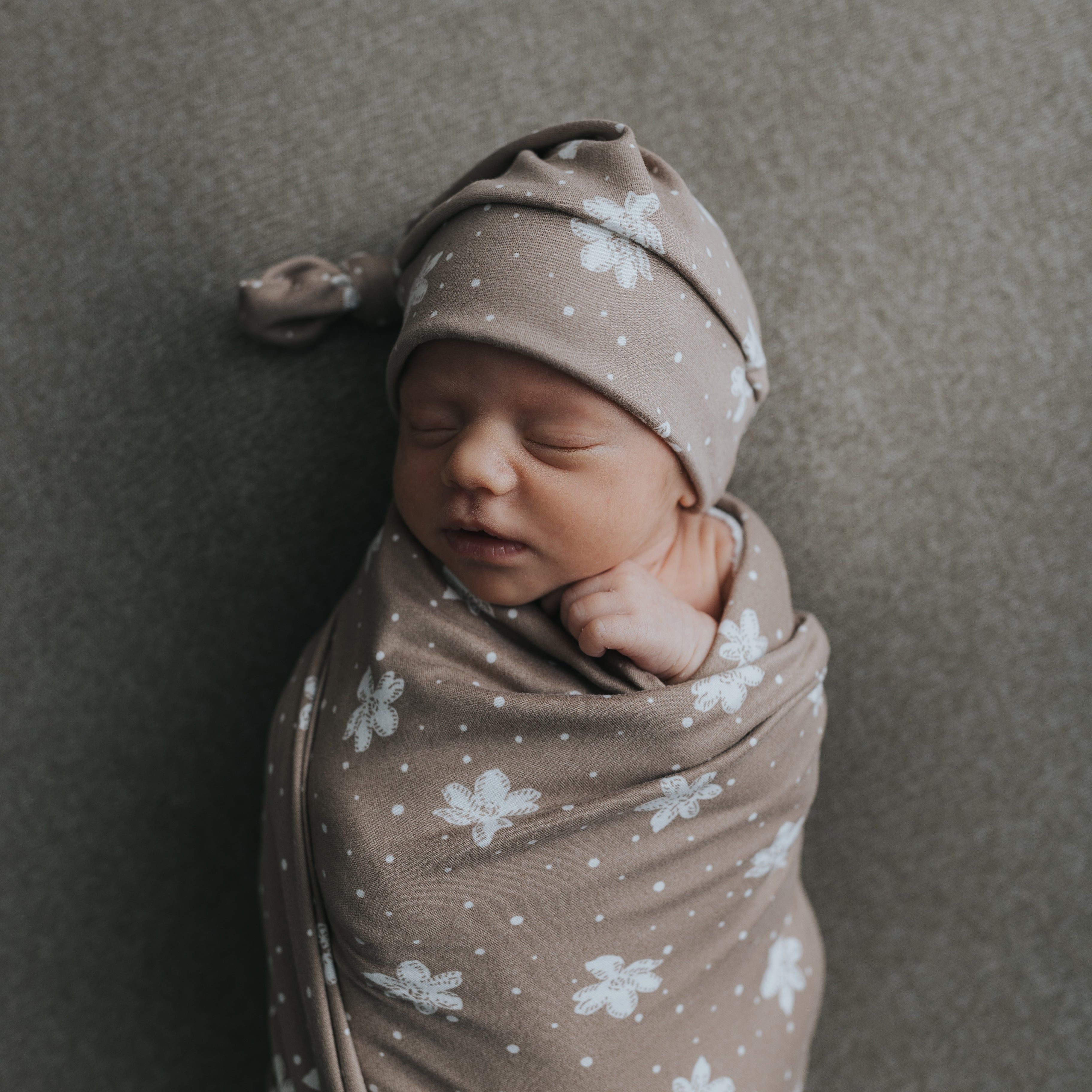 Mocha Floral Swaddle Blanket Set