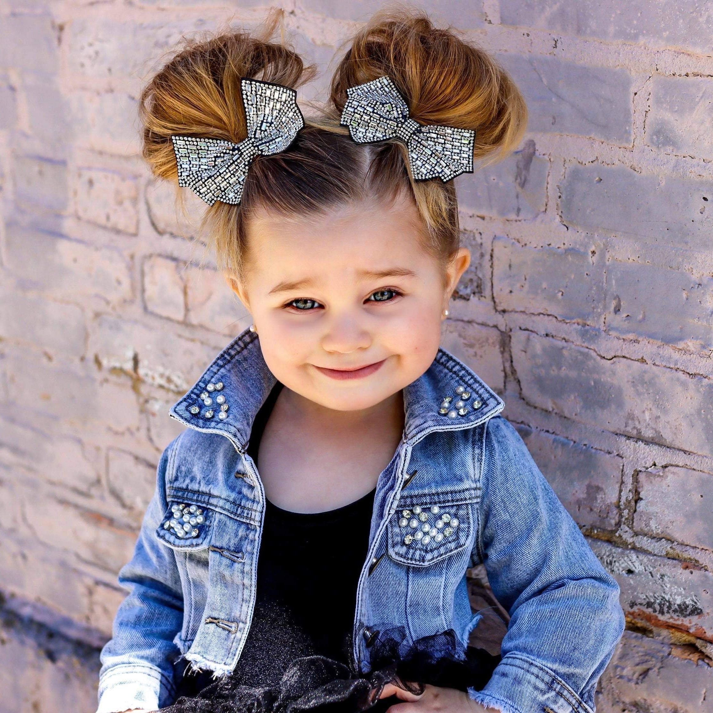 Dazzle bows