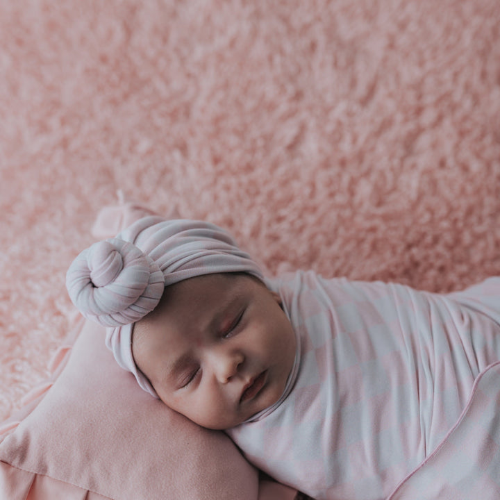 Pink Checkered Swaddle Blanket Set