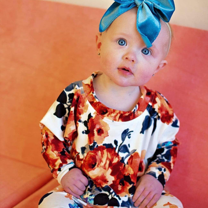 Medium Swanky Bows - New Velvets